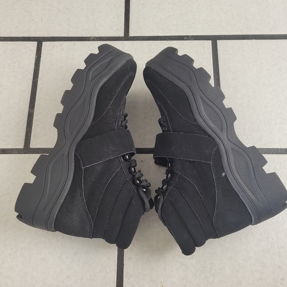 NWOT Design lab sneaker boots - Picture 5 of 9